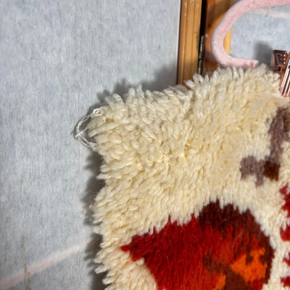 Vintage‎ Latch Hook Rug Wall Hanging Autumn Leaves Maple Fall Decor